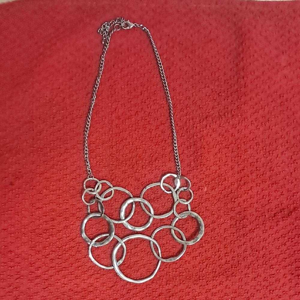 Modern Silver Geometric Necklace